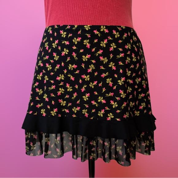 Betsey Johnson Black & Pink Rosebud Mini Skirt Swimsuit Cover-Up - Picture 2 of 11